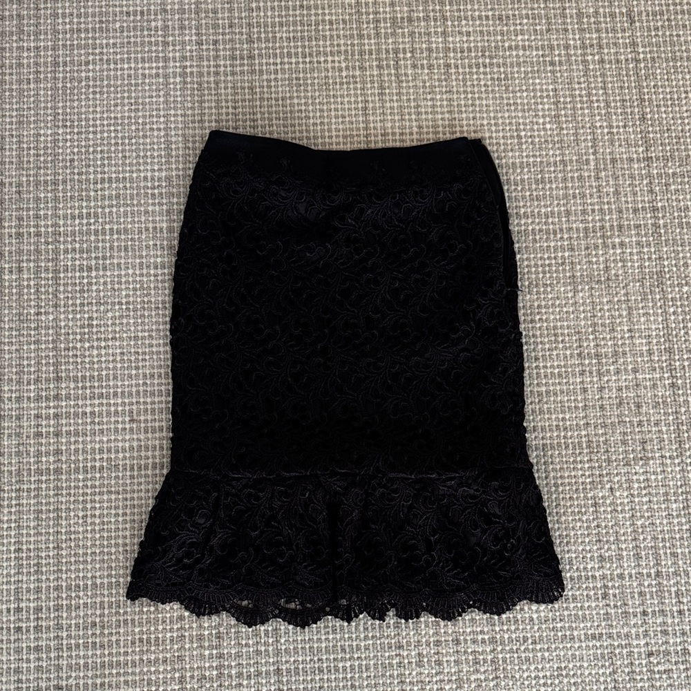 White House Black Market Black Lace Pencil Skirt